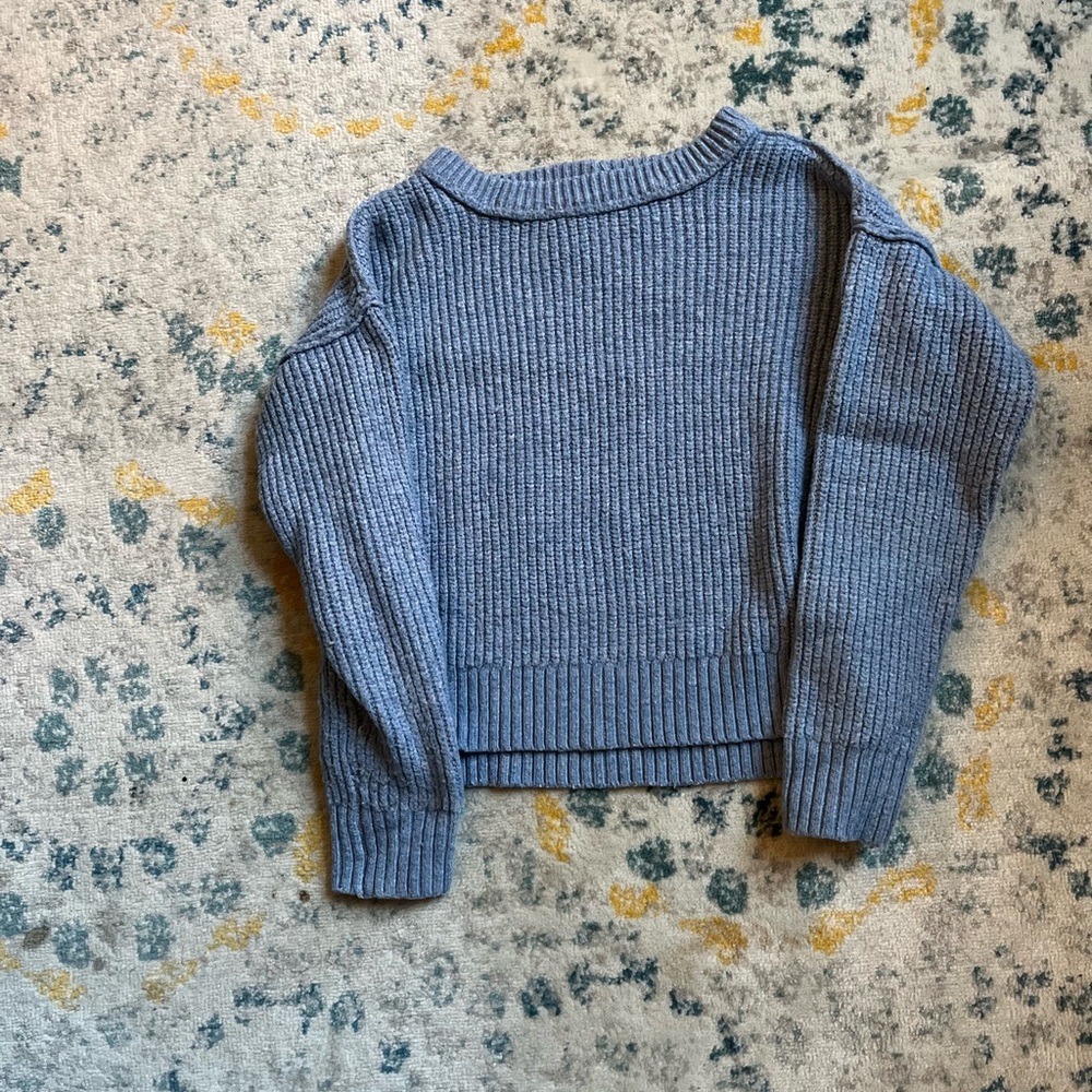 Light blue American Eagle Cropped sweater